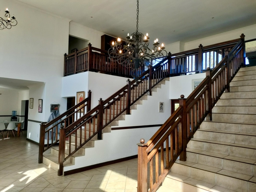 5 Bedroom Property for Sale in Birdwood Estate North West